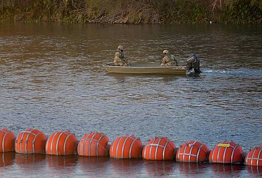 Военные в США запретили спасать тонущих в реке мексиканских беженцев