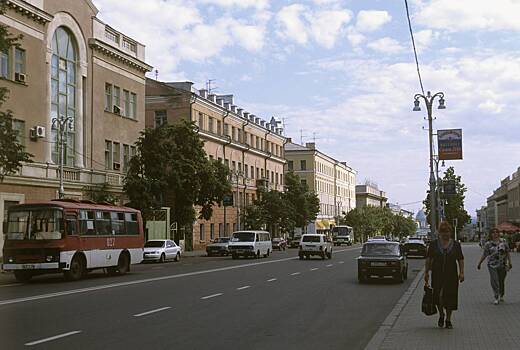 Жители Курска сообщили о взрывах в небе над городом