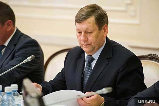 Свердловского мэра, обвиненного во взятке, отправили в отставку