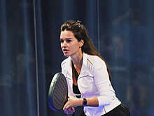 Телеведущая Ксения Бородина снялась в теннисной мини-юбке на турнире