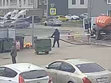 Россиянин потушил пожар фекалиями