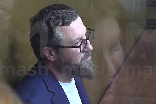 Одного из хирургов клиники Хайдарова отправили под домашний арест