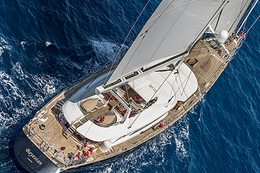 Названа причина страшной гибели суперъяхты известного богача