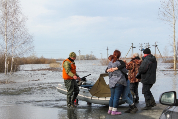 В Тюменской области расширили список территорий режима ЧС из-за паводка