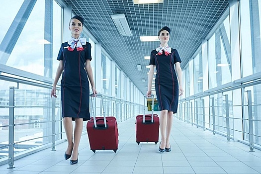Пассажирам "Уральских авиалиний" багаж упакуют со скидкой