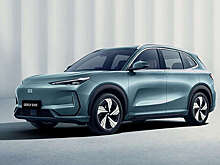 Geely представила в России среднеразмерный кроссовер EX5