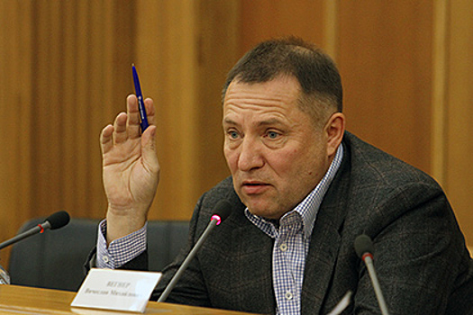 Свердловский депутат объяснил свою идею узаконить коррупцию