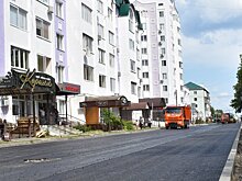 На ул. Бакунина начали укладывать финишный слой асфальта