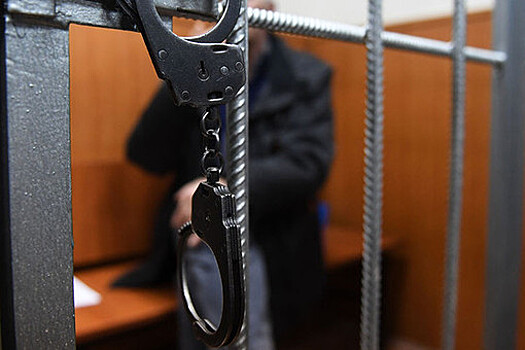 "Ъ": в Казани судят охранника поселка за сексуальное насилие над двумя сестрами