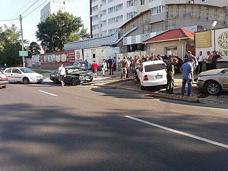 Жуткий скрежет железа в Кишиневе: массовое ДТП произошло на Телецентре