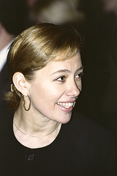 Телеведущая основала «Школу искусств и медиатехнологий», в которой детей учат телевизионным навыкам, актерскому мастерству и танцам. Также школа работает с онкобольными детьми и готовит обучающие программы для пенсионеров. 