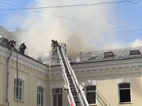 Пожар произошел в Столешниковом переулке в Москве