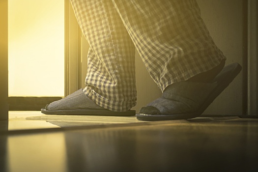 Человек бежит в туалет: Кардиолог назвал три сигнала, предупреждающие о приступе