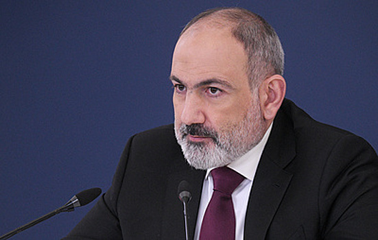 Пашинян пригрозил изменить конституцию ради заключения мира с Баку