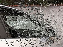 Парень и девушка погибли в ДТП, врезавшись в столб