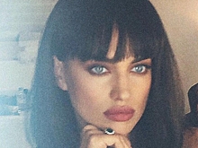 С каре и челкой: Ирина Шейк показала новую стрижку