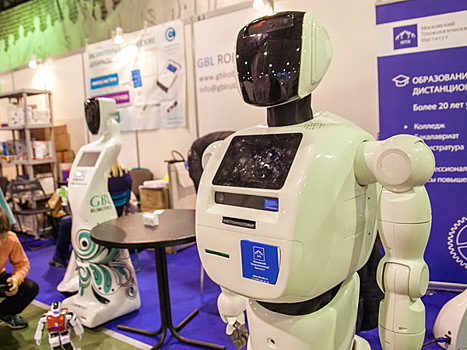 В выставочном центре «Сокольники» можно было пообщаться с роботами