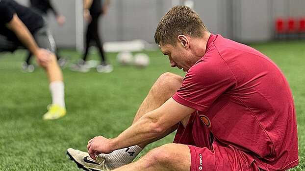 Глушаков, Писарский и Набабкин сыграют за СКА в Напике. Также за клуб может выступить Каряка