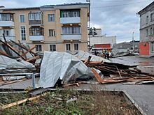 Проверку из-за слетевшей на Станционной крыши проводит прокуратура