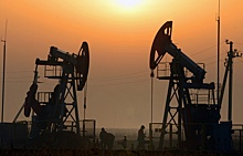 Иран намерен отказаться от продажи нефти за доллары