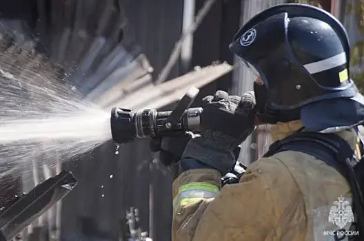 В Самарской области 12 апреля горела баня на 100 "квадратах"