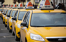 Поездки на такси в Москве стали дешевле на 30%
