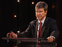 Сакс: Зеленский готов, скорее, уничтожить Украину, чем пойти на компромисс