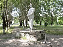 В Серове отремонтируют памятник Горькому и мемориал «Вечный огонь»