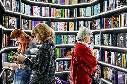 Какие книги выйдут в российских издательствах в 2025 году