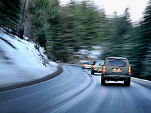 Автоэксперты рассказали о правилах безопасного вождения весной