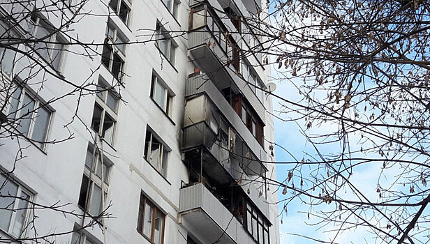 В Воронеже горит многоэтажка. Идет эвакуация