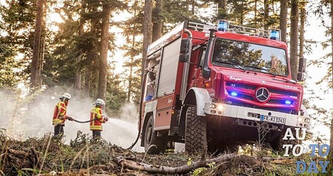 Mercedes-Benz Unimog заявил о себе как самая большая и поворотливая пожарная машина