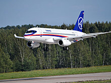 На МАКС представили Sukhoi Superjet 100 с саблевидными законцовками крыла