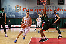 Баскетбольная "Самара" в домашнем матче уступила "Университету-Югре"