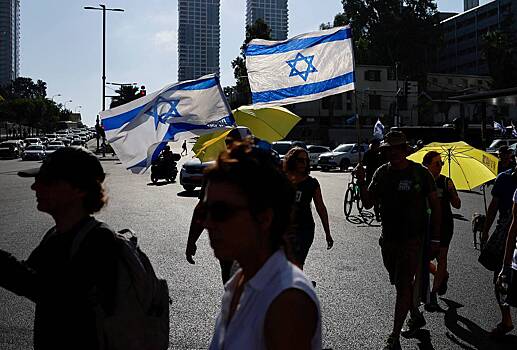 Семьи заложников-израильтян вышли на марш в сторону Иерусалима