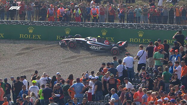 После столкновения Хюлькенберга с барьерами 1-я практика в Нидерландах остановлена красными флагами