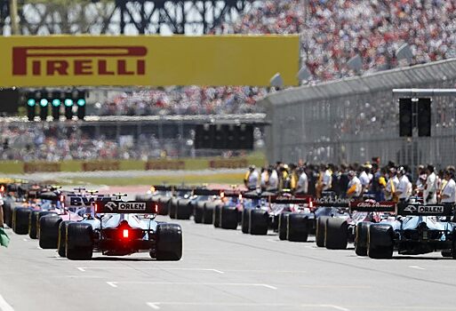 Пять команд Формулы 1 выступили против переноса сроков утверждения регламента на 2021 год