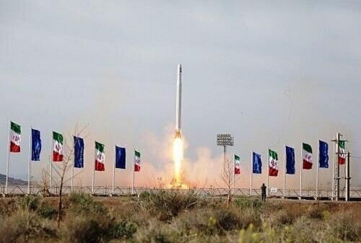 Иран разработал программу по выводу спутников на геостационарную орбиту