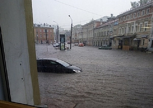 Нижегородцы обратились за компенсациями за «утонувшие» машины