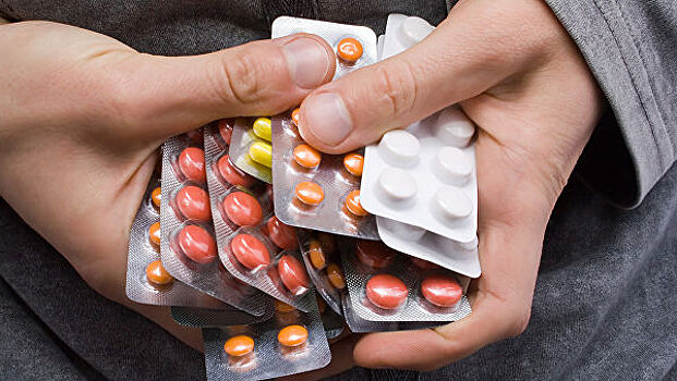 Совфед одобрил закон о закупке незарегистрированных лекарств