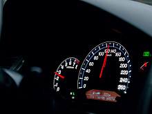 Как работают автомобильные спидометры и почему они нас обманывают