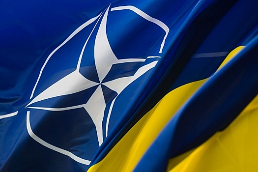 Соцопрос: число противников вступления Украины в НАТО упало до минимума
