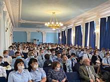 В Хабаровске сотрудники Управления на транспорте МВД России по Дальневосточному федеральному округу провели профилактическую лекцию для первокурсников