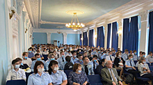 В Хабаровске сотрудники Управления на транспорте МВД России по Дальневосточному федеральному округу провели профилактическую лекцию для первокурсников