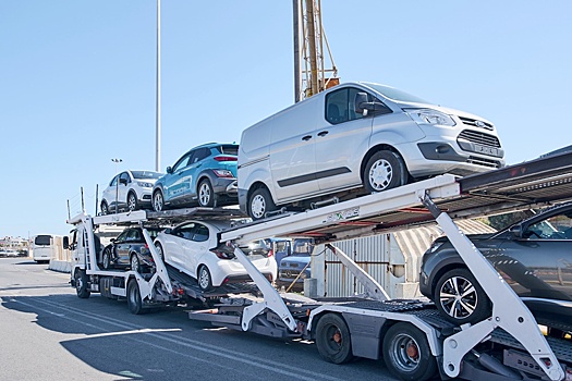 Ситуация с заторами на границе грозит срывом поставок авто в РФ