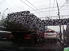 Водитель Lexus пожалел, что не уступил КамАЗу