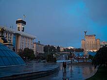 Двое сотрудников женского футбольного клуба отказались возвращаться на Украину