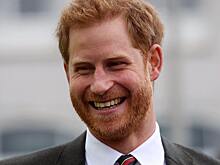 Опубликованы архивные фото принца Гарри в день его рождения