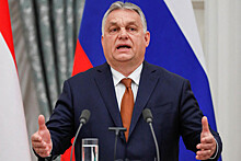 Орбан: Венгрия обязана постоянно вооружаться и наращивать линии обороны