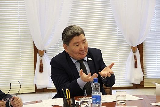В Ил Тумэне обсудили финансовую поддержку муниципалитетов Якутии